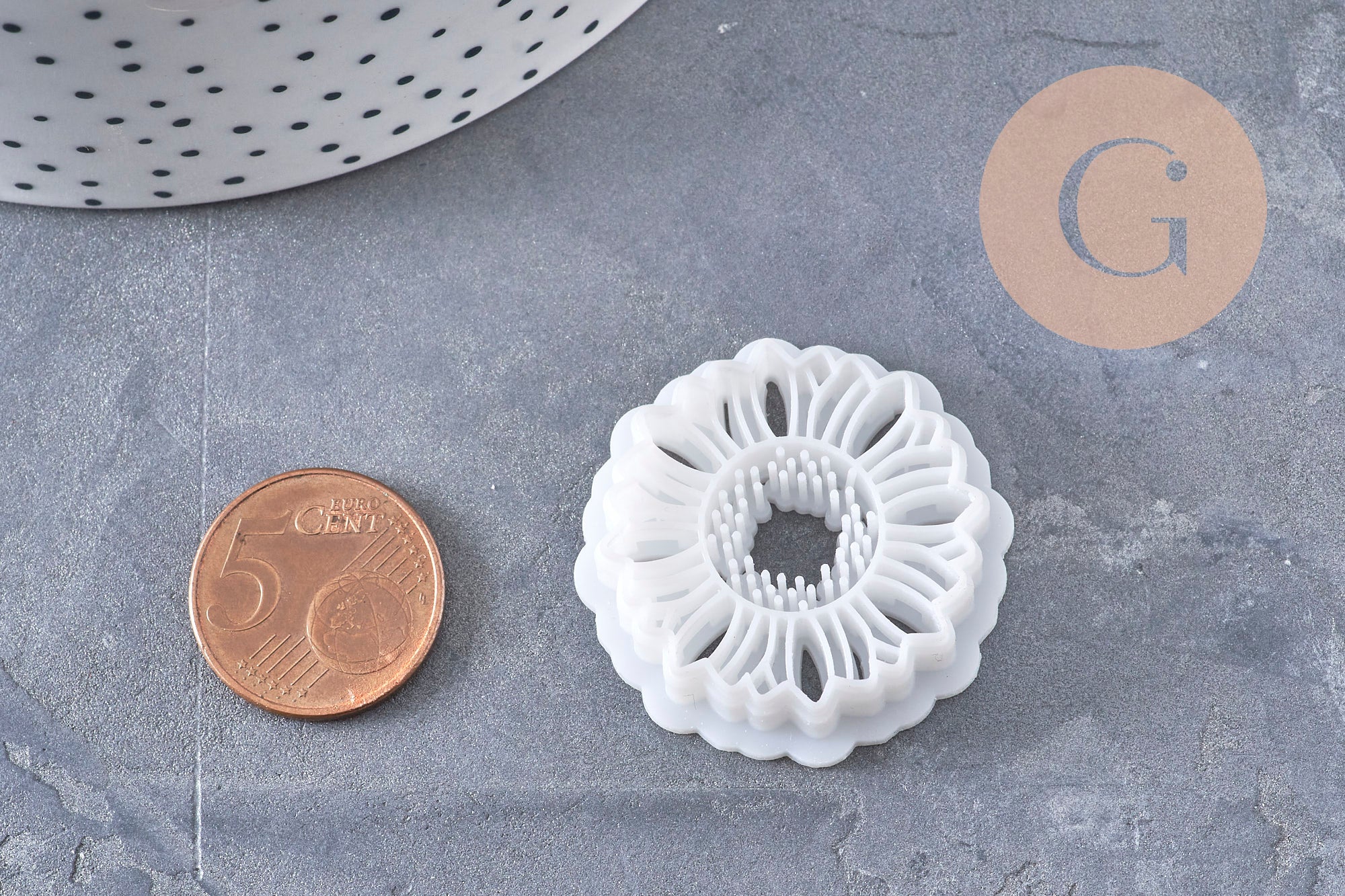 Emporte-Pièce Pâte polymère rond Fleur tournesol créole interchangeable 30mm, x1 (G10996)