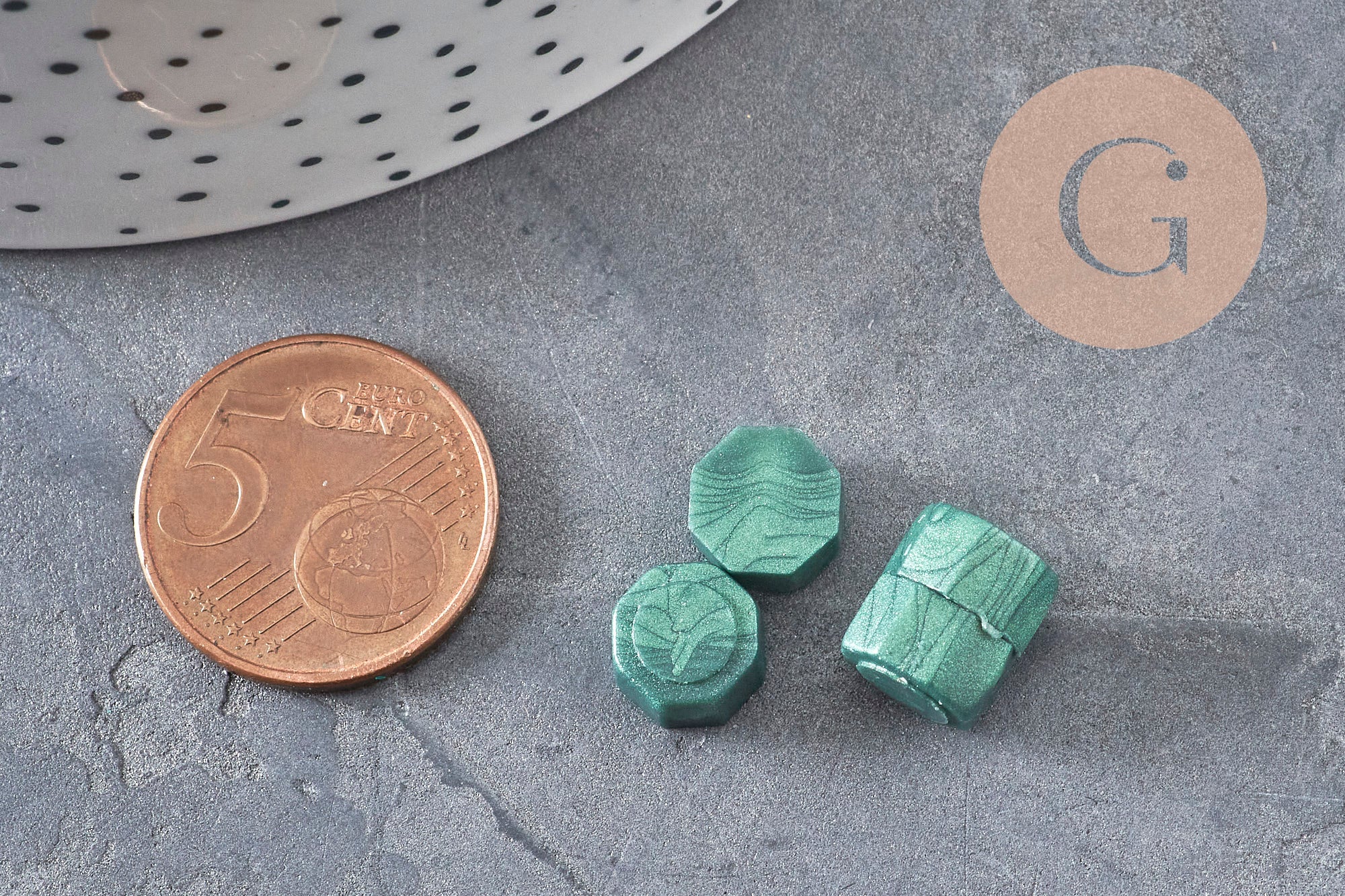 Granulés cire vert foncé à cacheter, fourniture création de sceaux personnalisés pour sceaux et invitations de mariage DIY, x100 (G4128)
