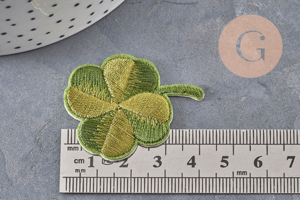 Ecusson brodé à repasser trèfle à 4 feuilles chance 47.5mm, x1 (G11084)