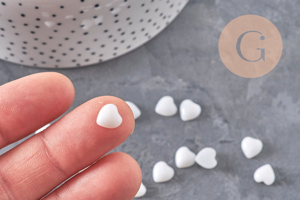 Cabochon Cœur pierre jade naturel blanc facettée 8mm, x1 (G11116)