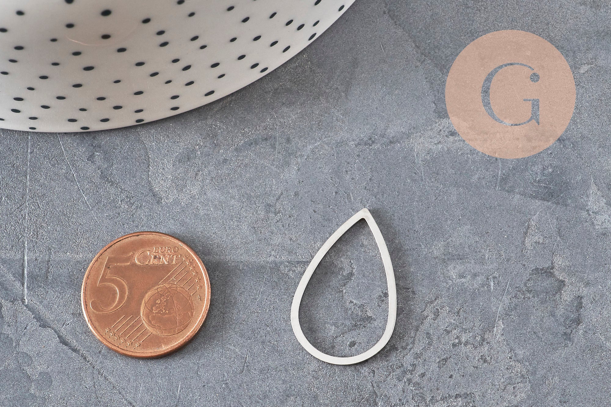 Stainless steel 201 drop connector pendant, gold or platinum plated, 26mm, x2 VALID