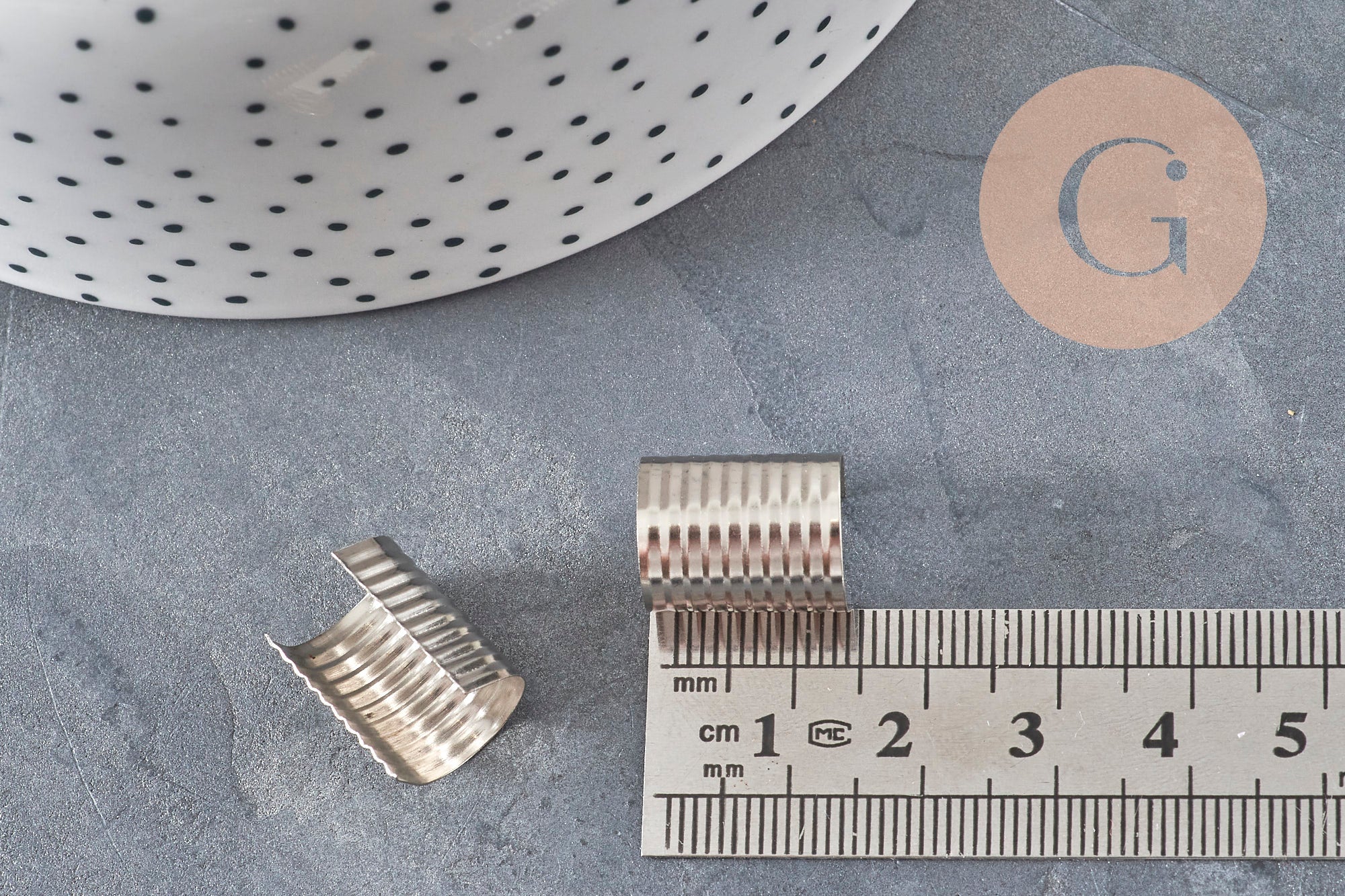 Terminales redondos de cordón plano de platino para engarzar 15mm, x10 VÁLIDO