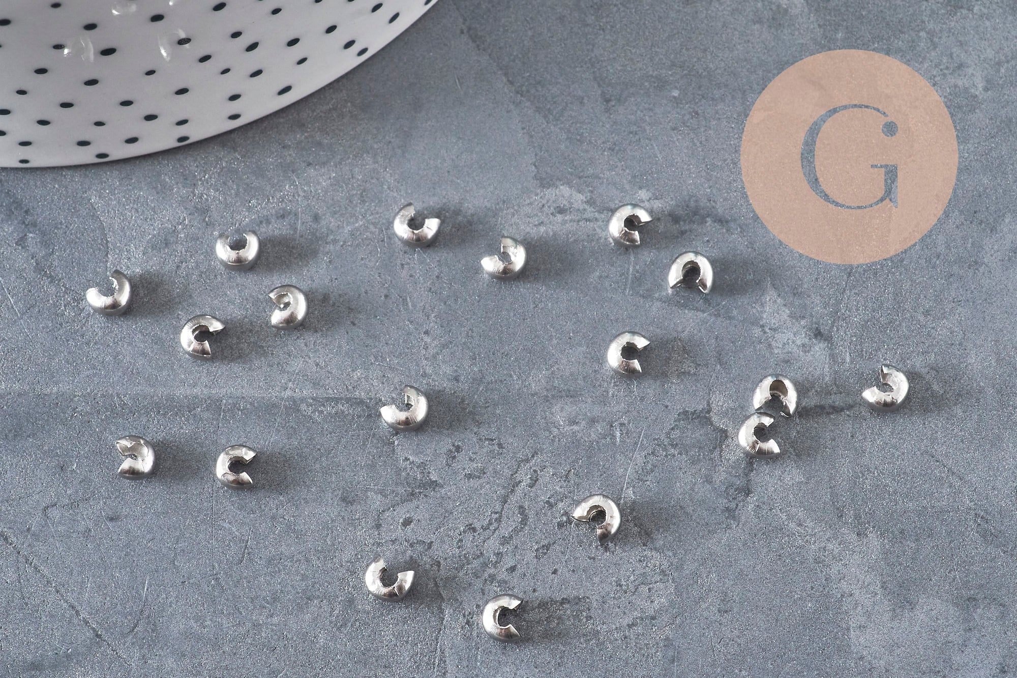 Cubrebolas de engarce de acero 304, platino, 5.5x4.5mm, x20 VÁLIDO