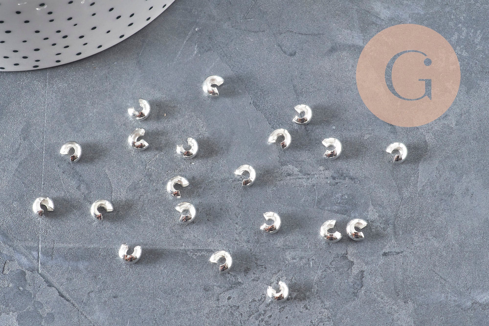 Cubrebolas para aplastar de latón plateado liso de 4mm, x20 VÁLIDO