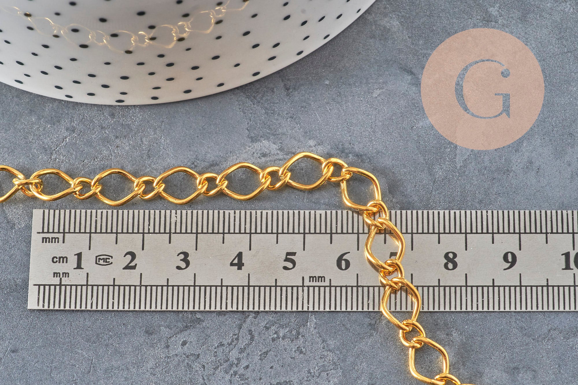 Fancy chain, gold-plated iron 7x10mm, x1 meter VALID