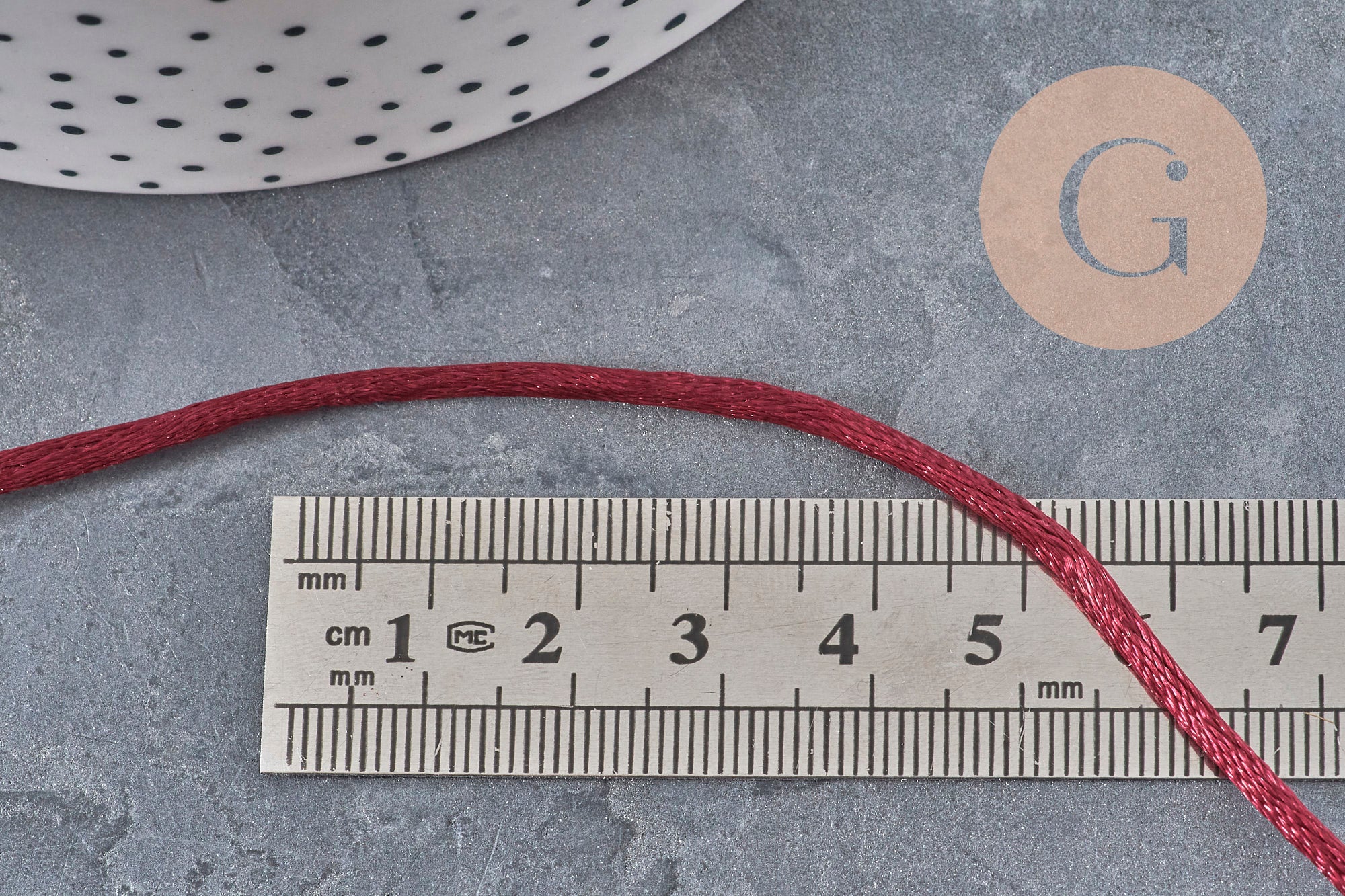 Cordón cola de ratón poliéster burdeos 2mm, x5 metros VÁLIDO