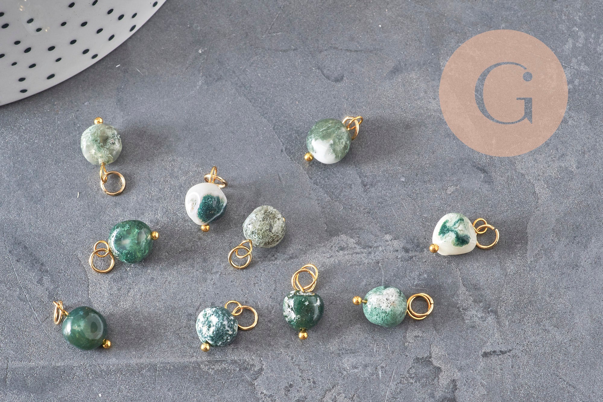 Dije nugget ágata natural verde acero inoxidable 304 dorado 14mm,x1 VÁLIDO