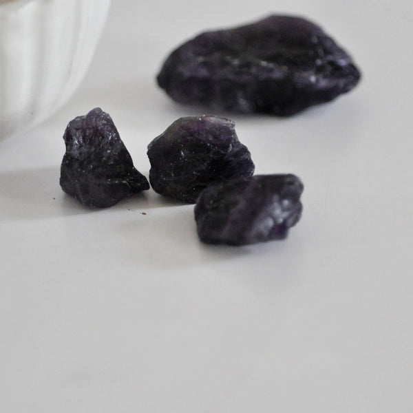Améthyste naturelle brute roulée 40mm, x20Gr (G0239)