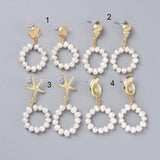Boucles d'oreilles perles eau douce support coquillage laiton doré 45mm, la paire (G3206)