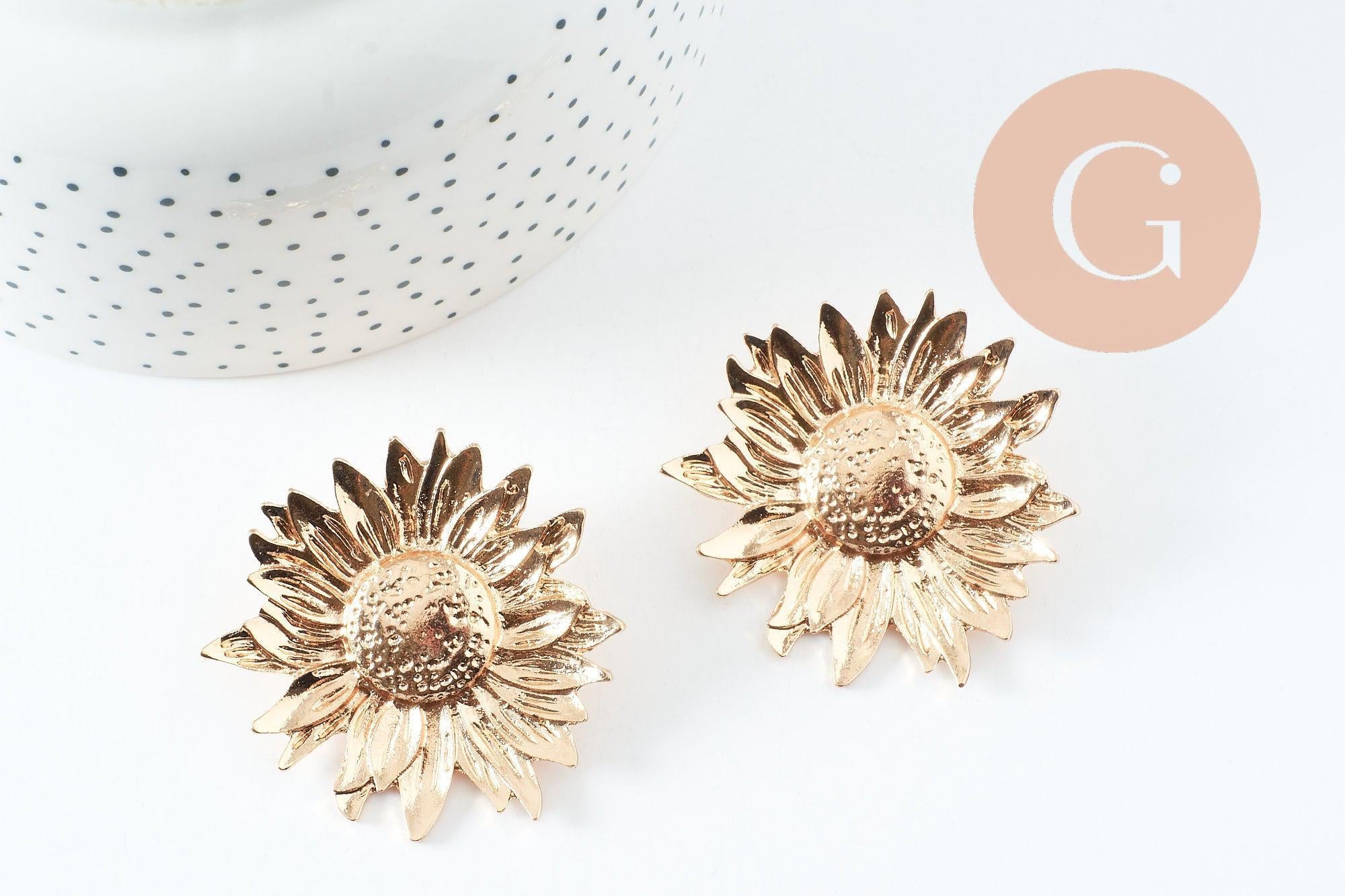 Boucles fleur tournesol XXL zamac doré ou platine 50mm, la paire (G9654)
