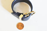 Bracelet cuir marine réglable boucle dorée 25.5mm, x1 (G2494)