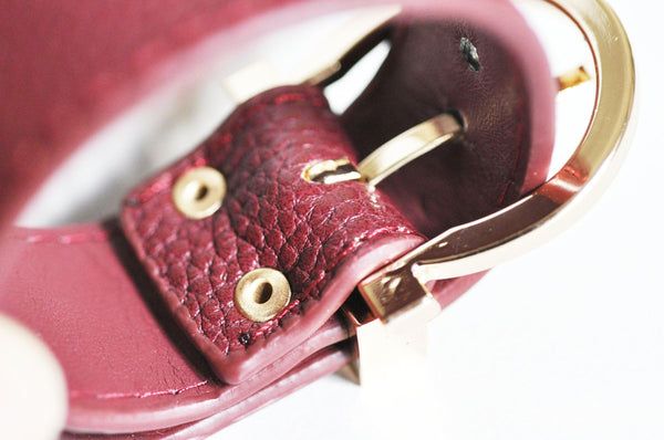 Bracelet cuir rouge bordeaux réglable boucle dorée 25.5mm, x1 (G4791)