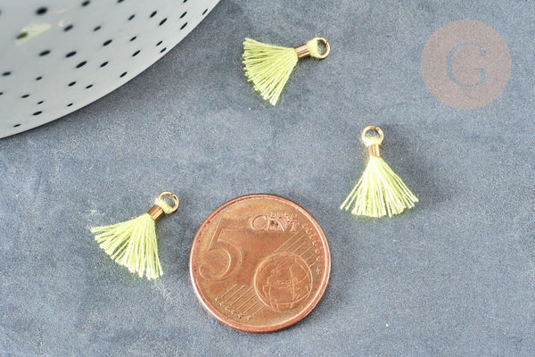 Breloque Pompon jaune clair polyestère support doré 10-15mm,décoration pompon, pompon boucles,fabrication bijoux bohème, x10 (G8219)