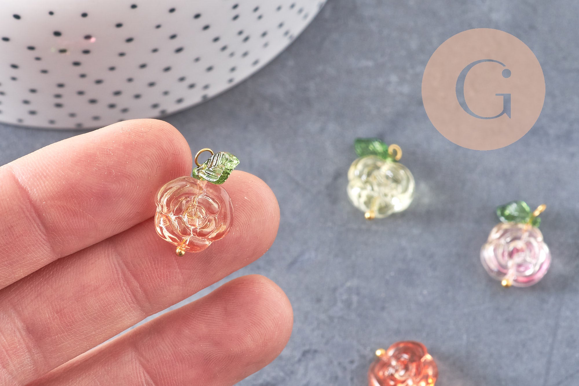 Breloque fleur rose verre multicolore laiton doré 21.5mm, x5 (G10811)