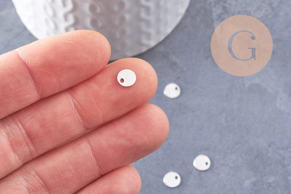 Breloque ronde cuivre plaqué or blanc (rhodium) 5mm, x4 (G9996)