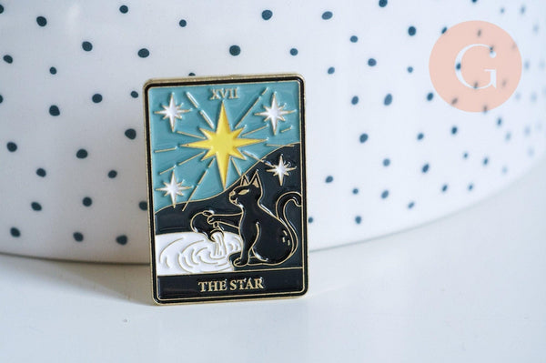 Broche pins carte tarot L'étoile mystique émail noir doré émail 30.5mm,broche dorée,décoration veste, x1 G6715