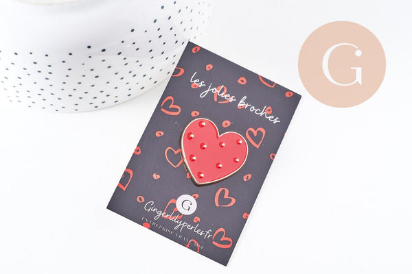 Broche pins coeur laiton doré émaillé rouge à pois 29mm, x1 (G5240)