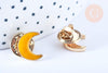 Broche pins croissant de lune mystique émail jaune doré émail 11x12.5mm, x1 (G6621)