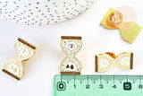 Broche pins sablier vanité oeil protecteur laiton doré émail jaune,décoration veste, 29.5x16mm,x1 (G5545)