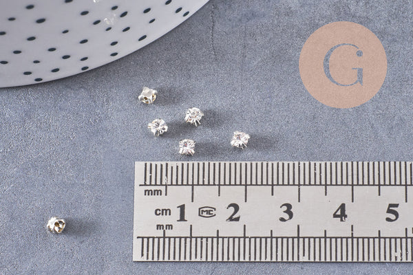 Cabochon carré cristal transparent métal platine à coudre 3mm, x50 (G0139)