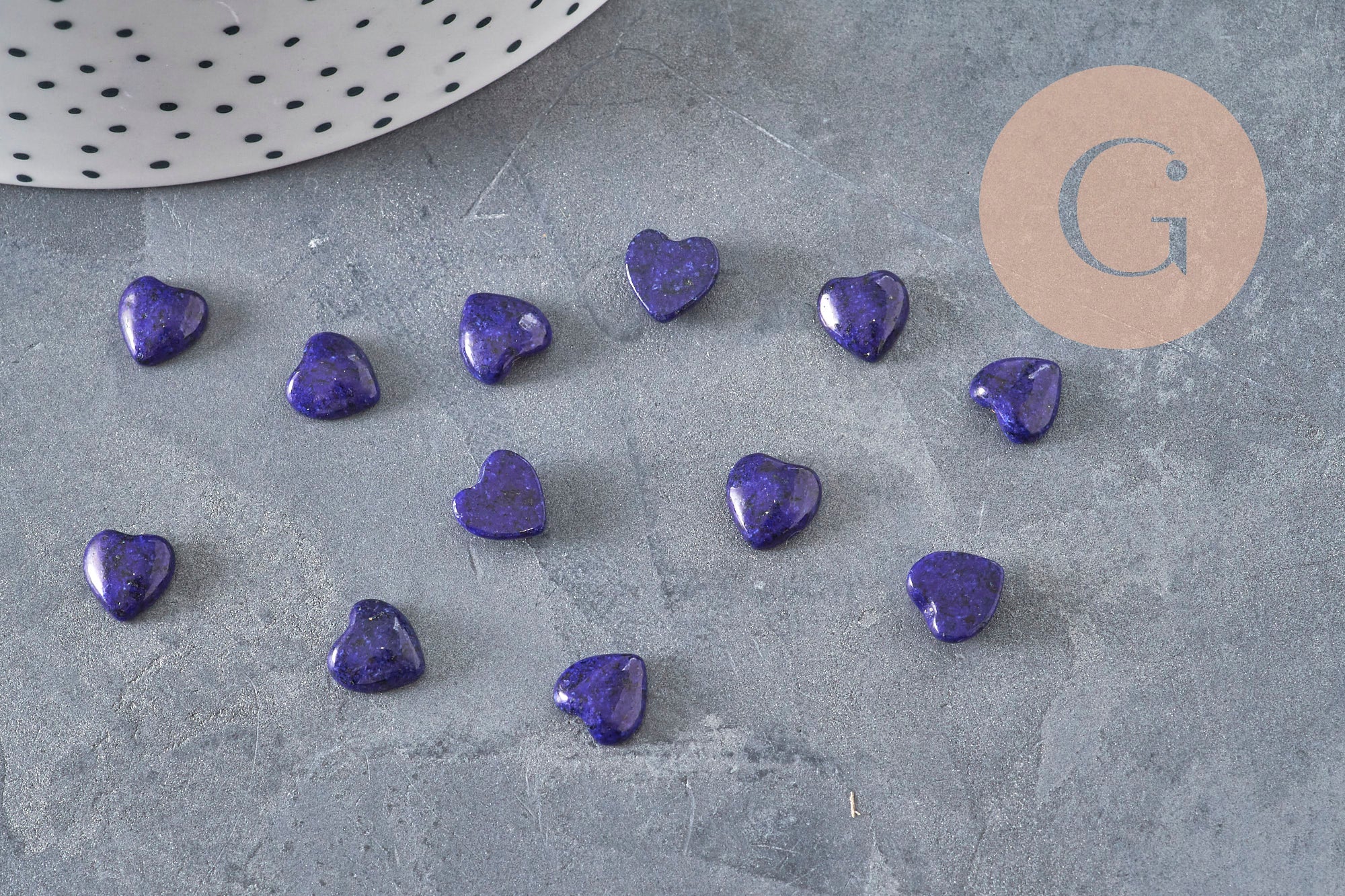 Natural lapis lazuli heart cabochon 8x8mm, x1 (G11273)