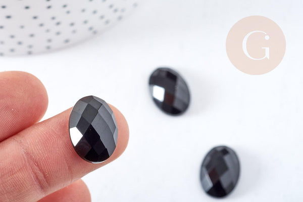 Cabochon ovale agate noire facetté 18x13mm, x1 (G8598)