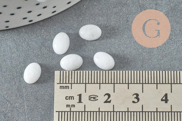 Cabochon ovale jade naturel blanc 8x6mm, x1 (G10527)