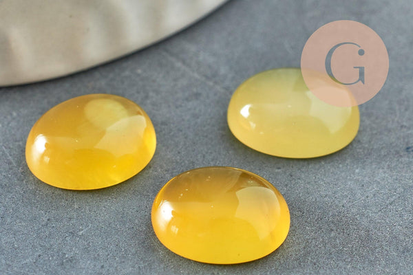 Cabochon ovale jade naturel teinté jaune 10x8mm, x1 (G9513)
