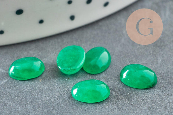 Cabochon ovale jade naturel vert 8x6mm, x1 (G1552)
