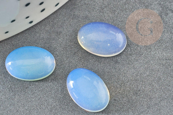 Cabochon ovale opalite blanche 14x10mm, x1 (G1564)