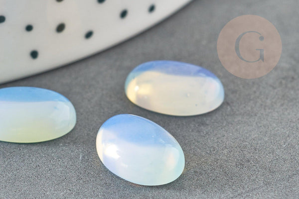 Cabochon ovale opalite blanche 14x10mm, x1 (G1564)