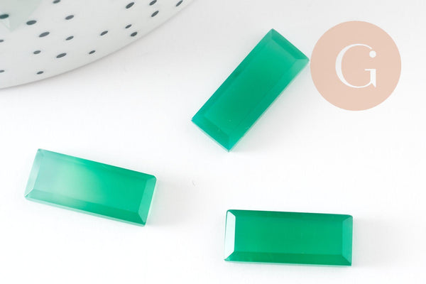 Cabochon rectangle onyx naturelle verte facetté 20x8mm, x1 (G9403)