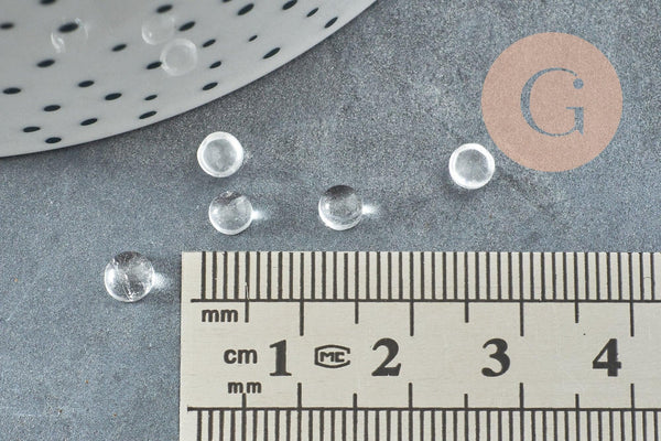 Cabochon rond cristal de roche naturel 4mm, x1 (G2884)