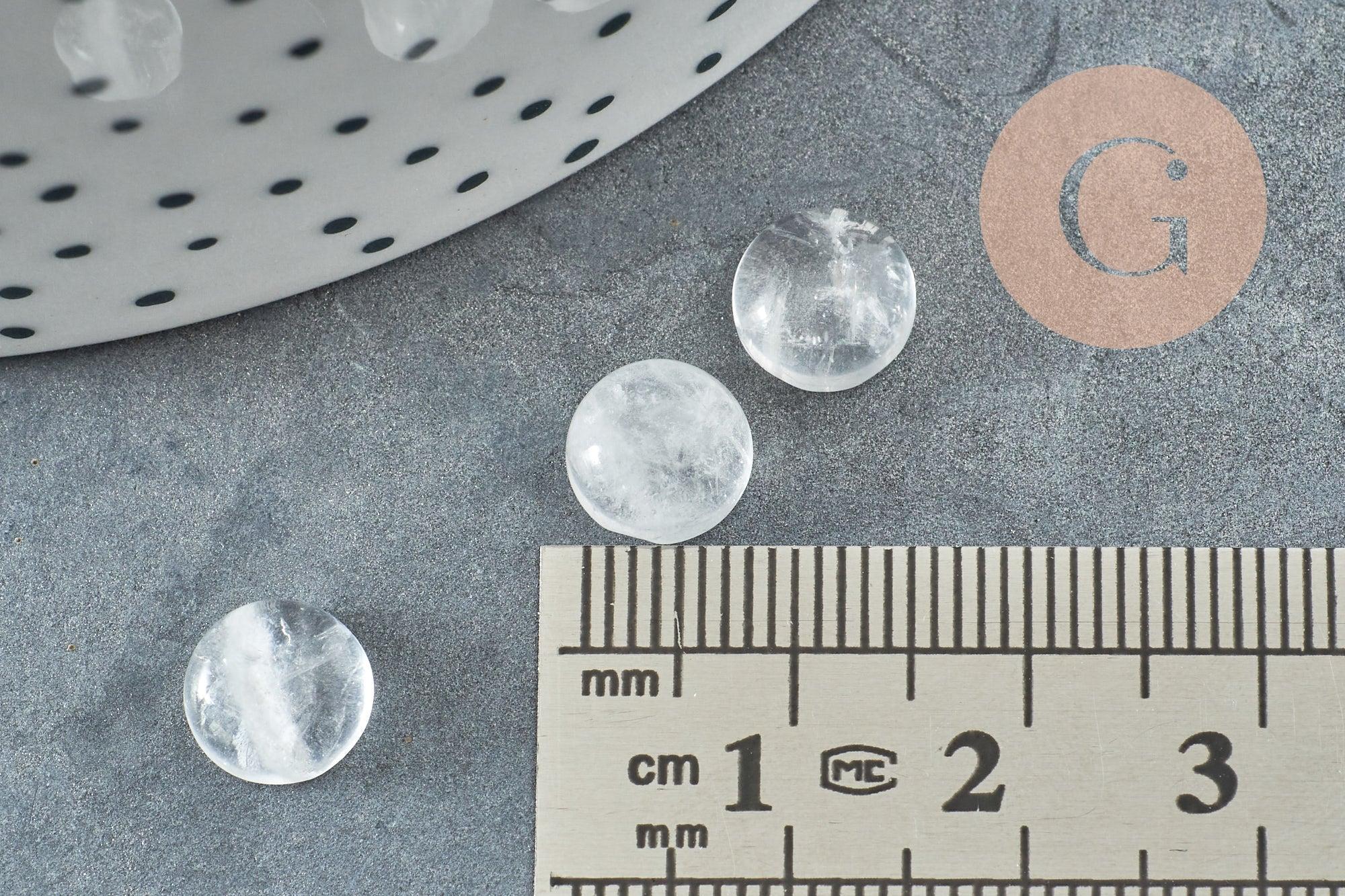 Cabochon rond cristal de roche naturel 8mm, x1 (G5047)