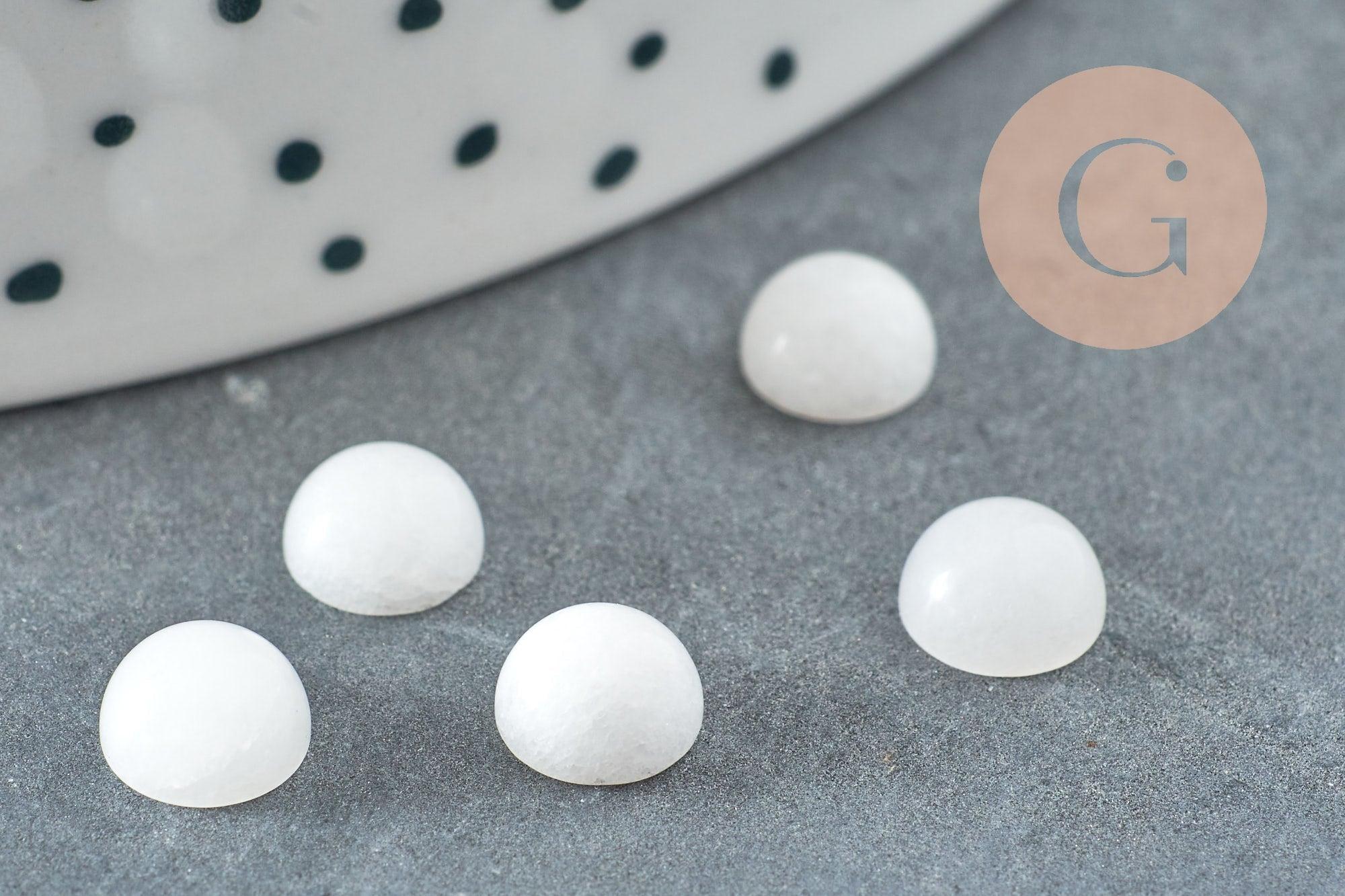 Cabochon rond jade blanc 6mm, x1 (G2885)