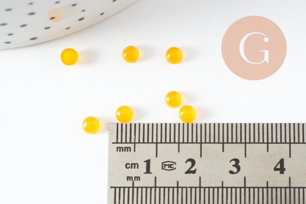 Cabochon rond jade naturel jaune vif 4mm, x1 (G9955)