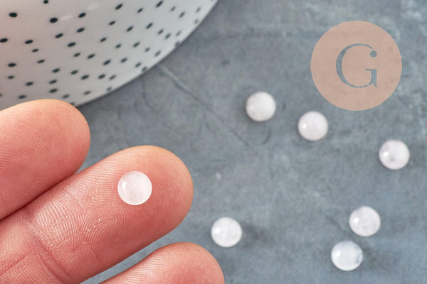 Cabochon rond jade naturel rose 6mm, x1 (G1837)