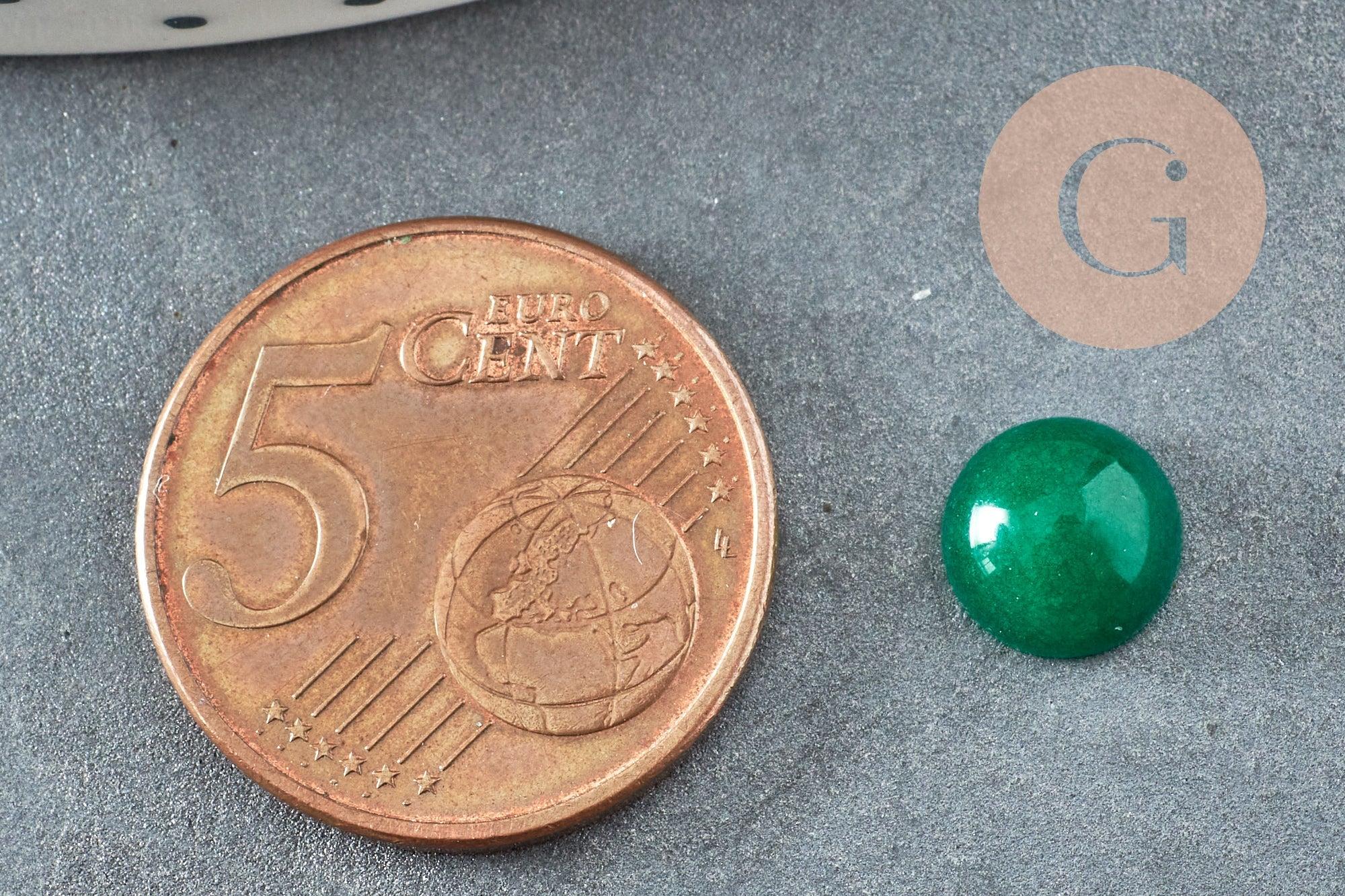 Cabochon rond jade naturel vert 8mm, x1 (G1143)