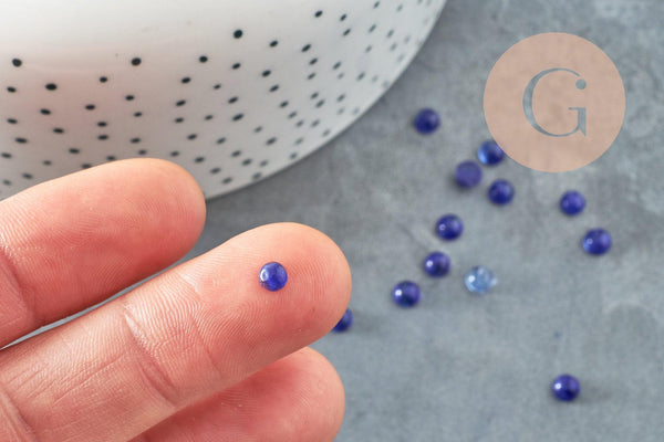 Cabochon rond kyanite cianyte bleue naturelle 4mm, x1 (G2970)