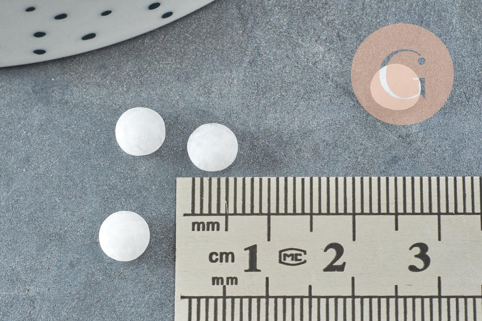 Cabochon rond pierre de lune naturelle à facettes 5.5mm, x1 (G2216)