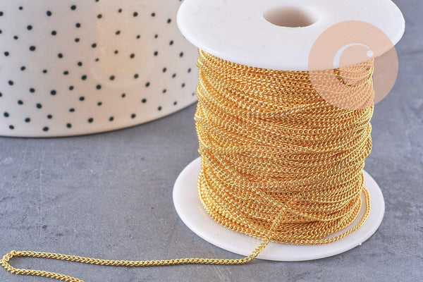 Chaine fine maille plate laiton doré 2mm, chaîne dorée, x1 bobine 92 mètres (G1768)
