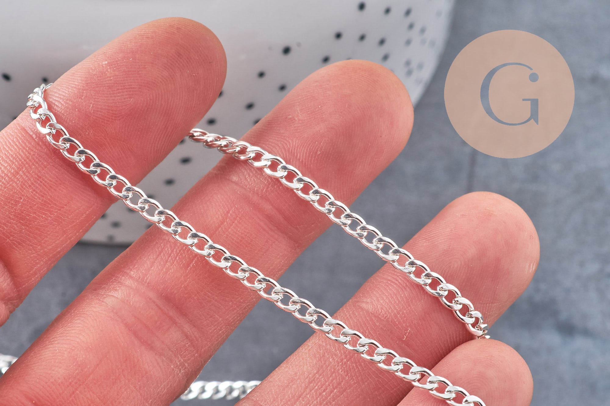 Chaine maille courbe plate acier 304 inoxydable argenté 4.5x3mm, x1 mètre (G10867)