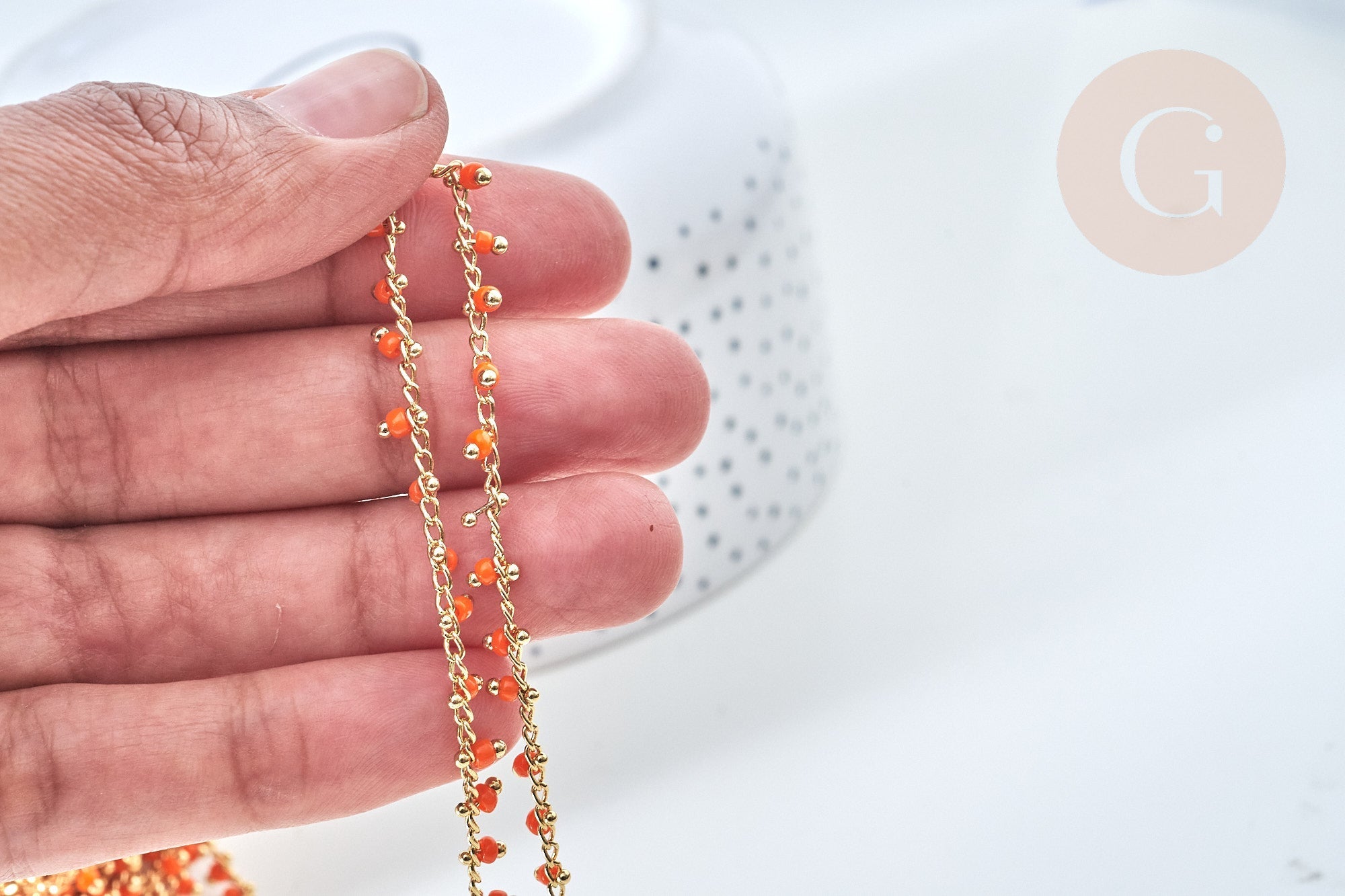 Chaine perles de rocaille orange laiton doré 6x2~3mm, x1 mètre (G7818)
