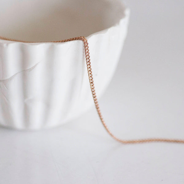 Chaine plate laiton brut 1.5mm,x5 metres (G0016)