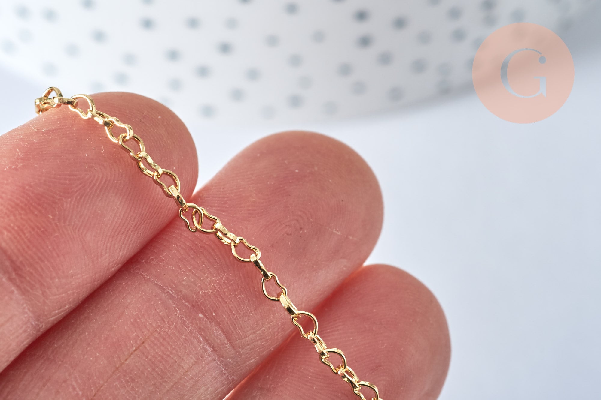 Collier Chaine complète avec fermoir maille coeur laiton doré 1.8x2.4mm/ 46cm, x1 (G5354)