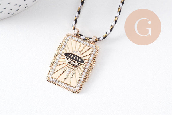 Collier médaille émaillée soucoupe volante émail noir zircons cordon tressé zamac doré 45cm x1 (G10364-6)