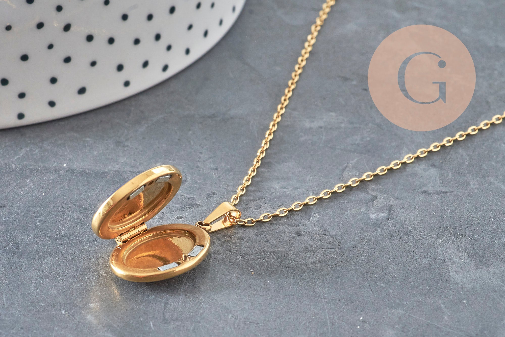 Customizable Blue Locket Pendant Necklace, Gold-Plated 304 Stainless Steel, x1 (G11162)