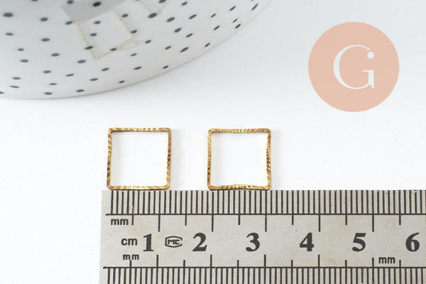 Connecteur carre laiton brut strié 12mm, pendentif géométrique création bijoux, x50 (G1468)