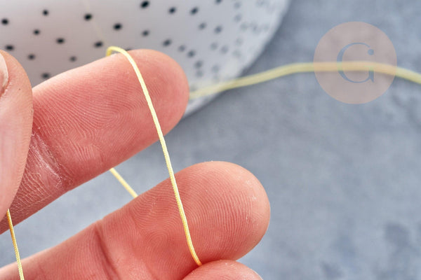 Cordon jaune clair tressé polyester 0.4mm, cordon fil de jade pour bijoux, x1 mètre G8455