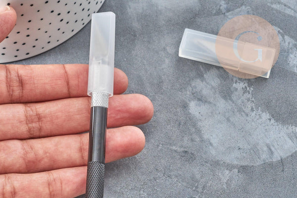 Cutter type scalpel +5 lames de rechange haute précision, x1 (G8538)